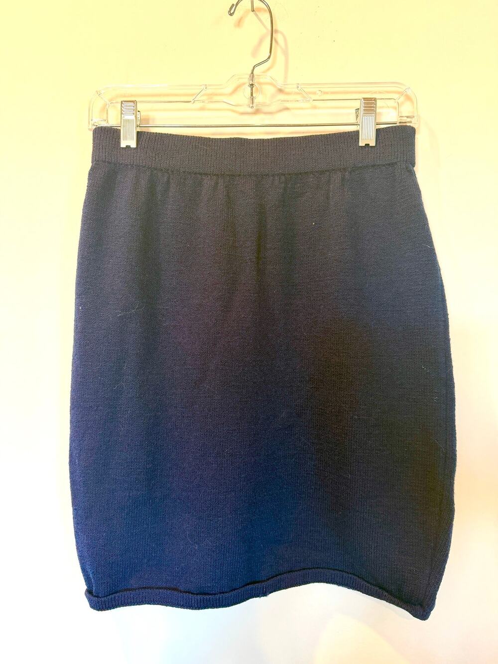 Vtg St John Basics Santana Knit Mini Skirt Navy 8 Elastic Capsule Old Money